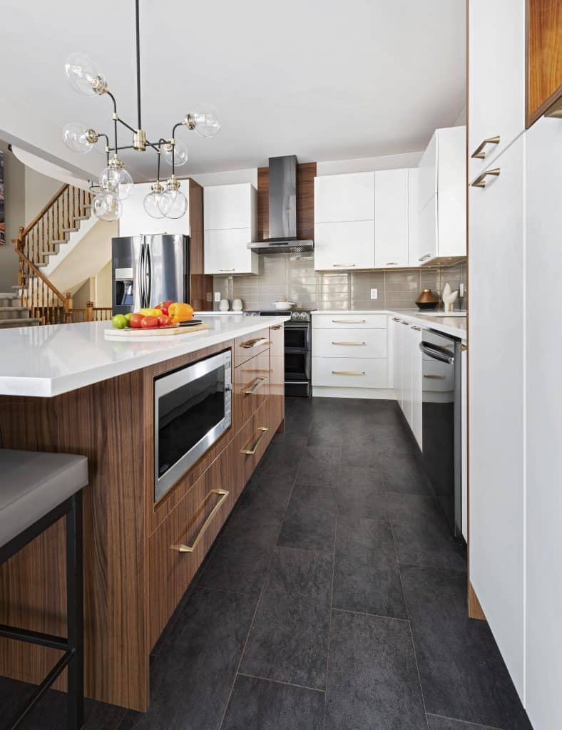 Should a kitchen floor be lighter or darker than cabinets?